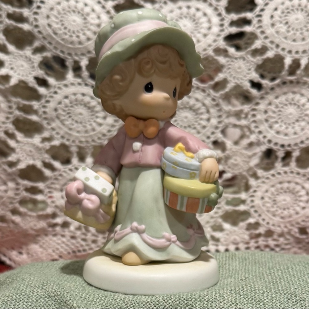 CHRISTMAS! Precious Moments Figurine, Sure Could Use Less Hustle and Bustle